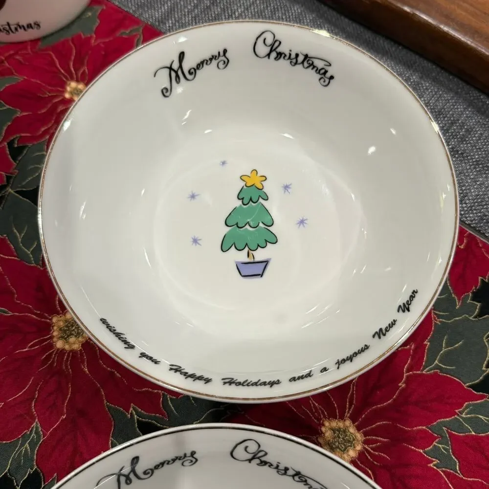 Merry Brite Pair of Christmas Porcelain 6.5”‎ Bowls FLAWLESS CONDITION